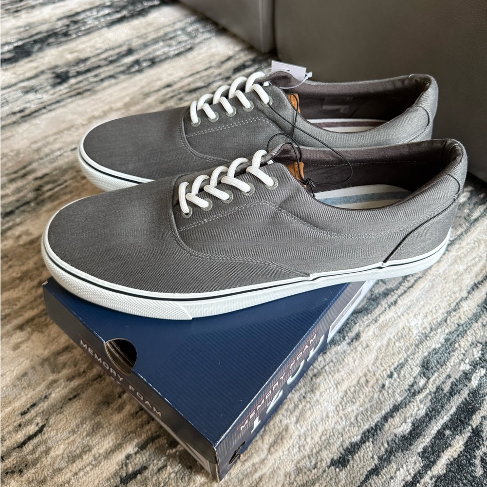 Izod Rangley Mens Size 13 Gray Canvas Lace Up Tennis Shoes Sneakers Grey New